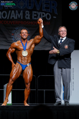 Pieter Van der Linde - 1st Place Overall - Men's Bodybuilding