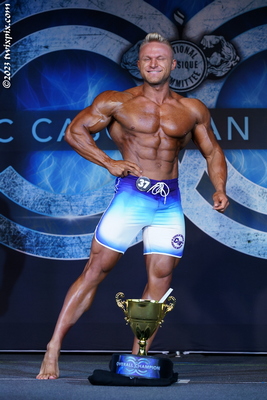 Ace Baldwin - 1st Place Overall - Men's Physique