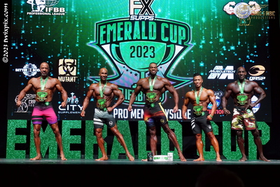 Men's Physique Pro Masters 40+ - Trophies