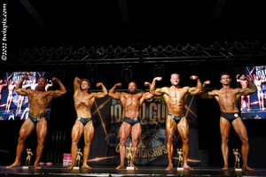 Classic Physique - Open Class B