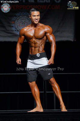 Men's Physique Champion - Jared Goodrich