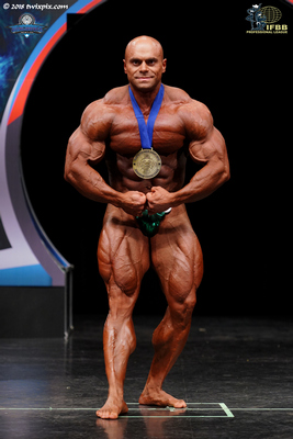 Men's Bodybuilding Champion - Lukas Osladil