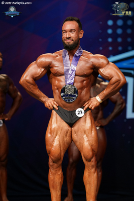 Open Men's Classic Physique - Nicolas Filiatrault