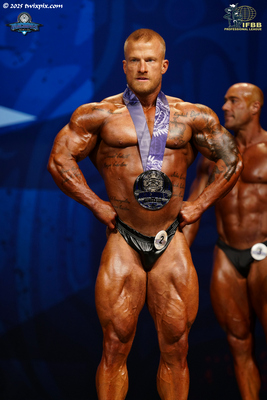 Open Men's Classic Physique - David Egli